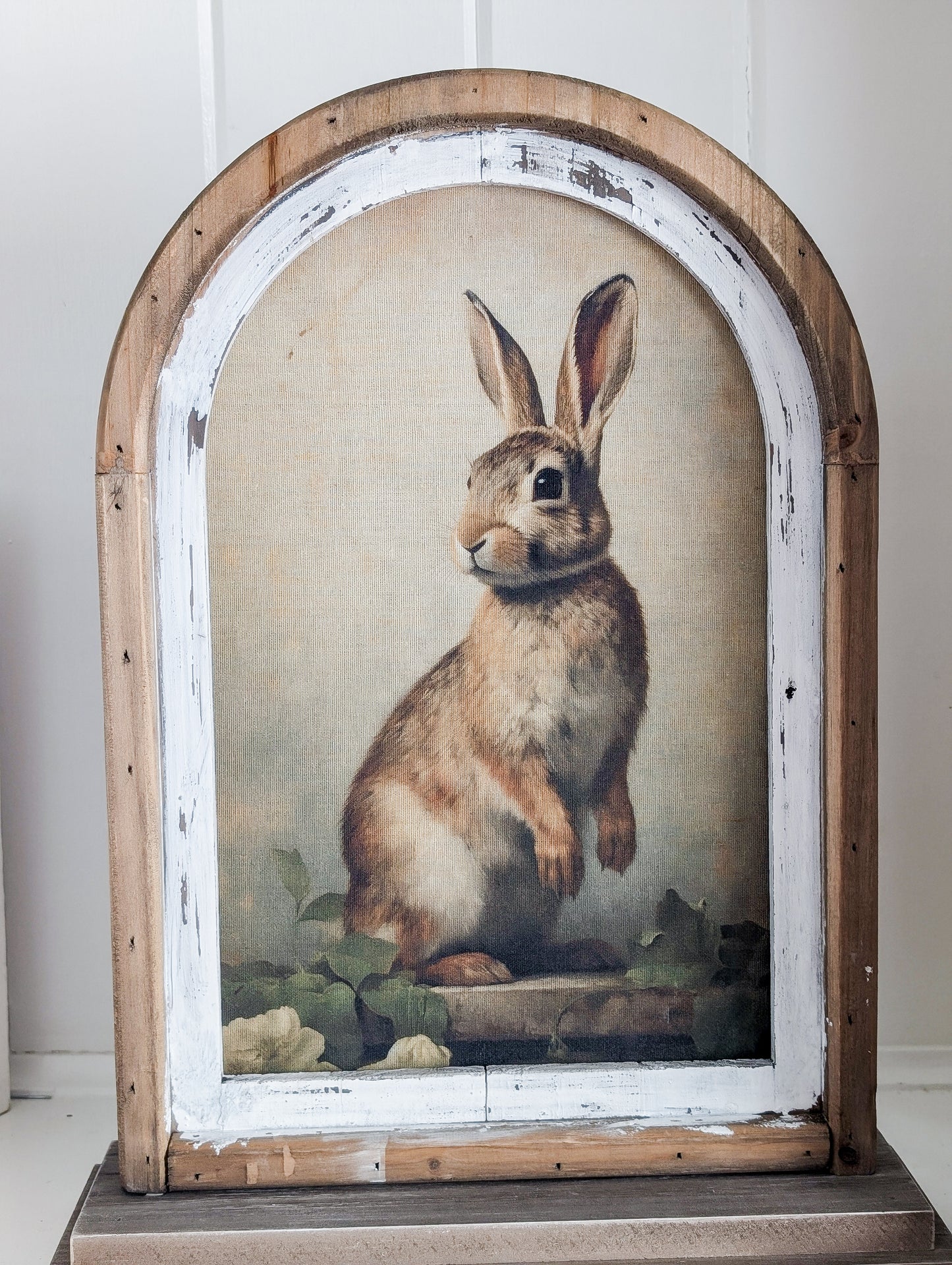 Arch Canvas Rabbit Sitters