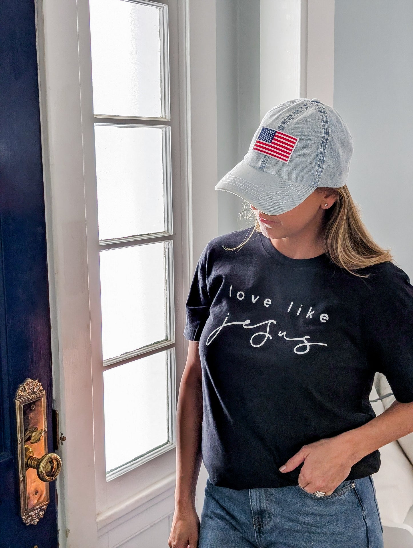 Love Like Jesus Easter Tee